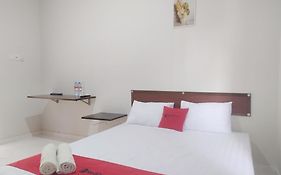 Reddoorz Syariah Near Stasiun Purwokerto