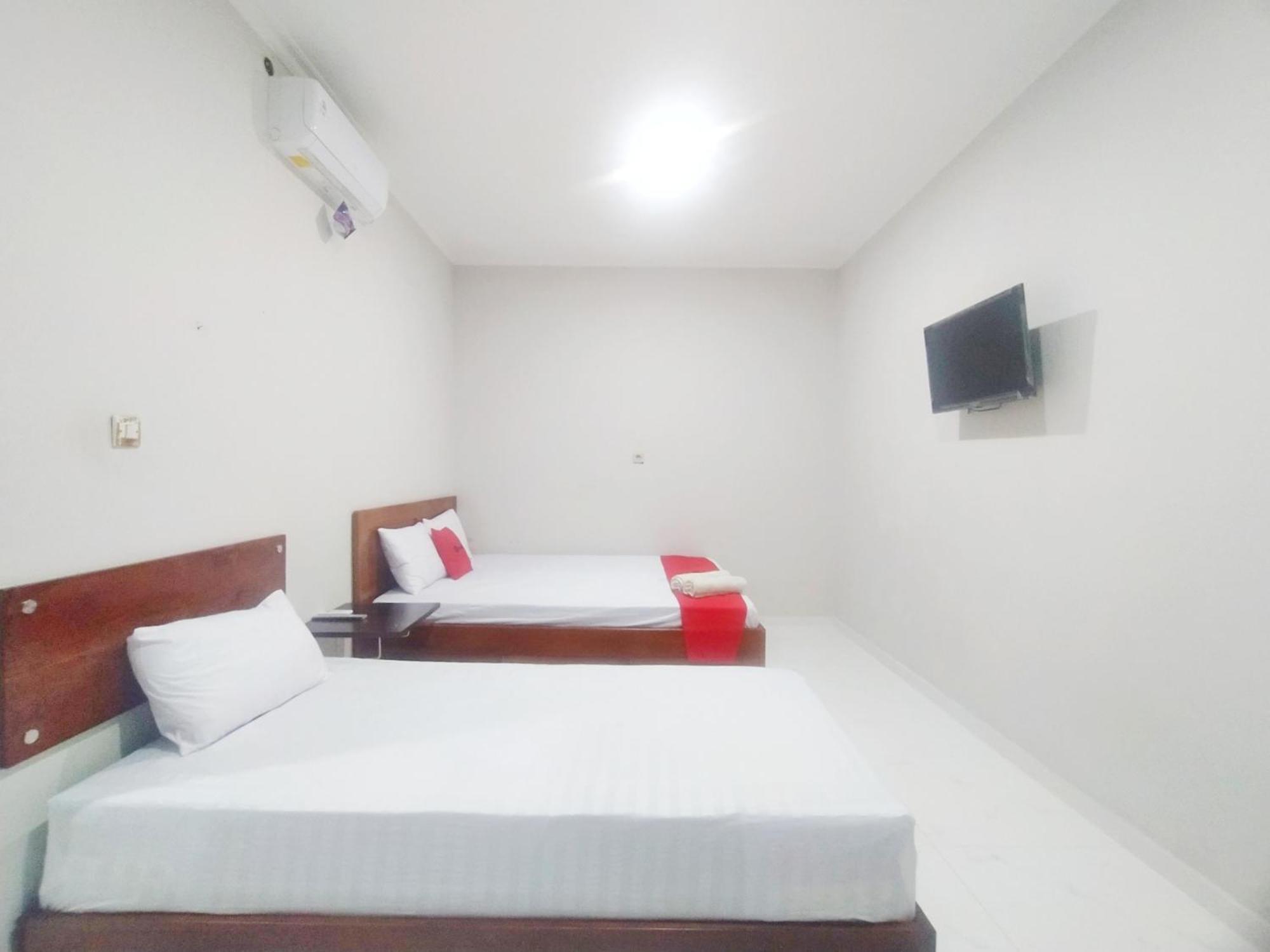 Reddoorz Syariah Near Stasiun Purwokerto Hotel Bagian luar foto
