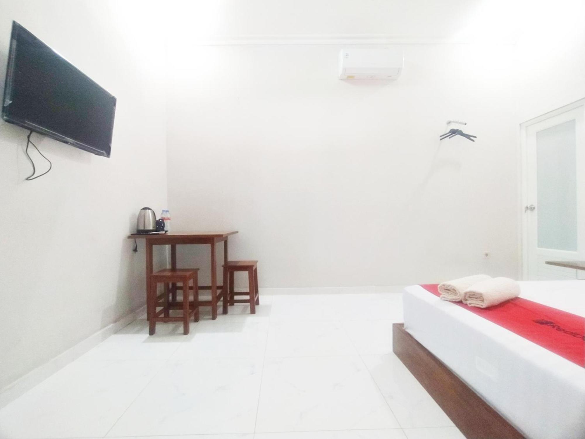 Reddoorz Syariah Near Stasiun Purwokerto Hotel Bagian luar foto