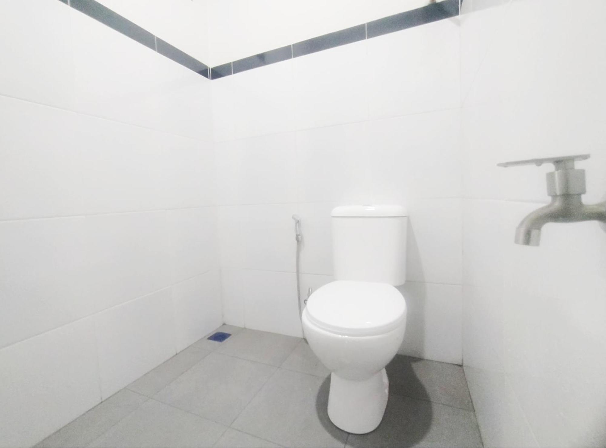 Reddoorz Syariah Near Stasiun Purwokerto Hotel Bagian luar foto