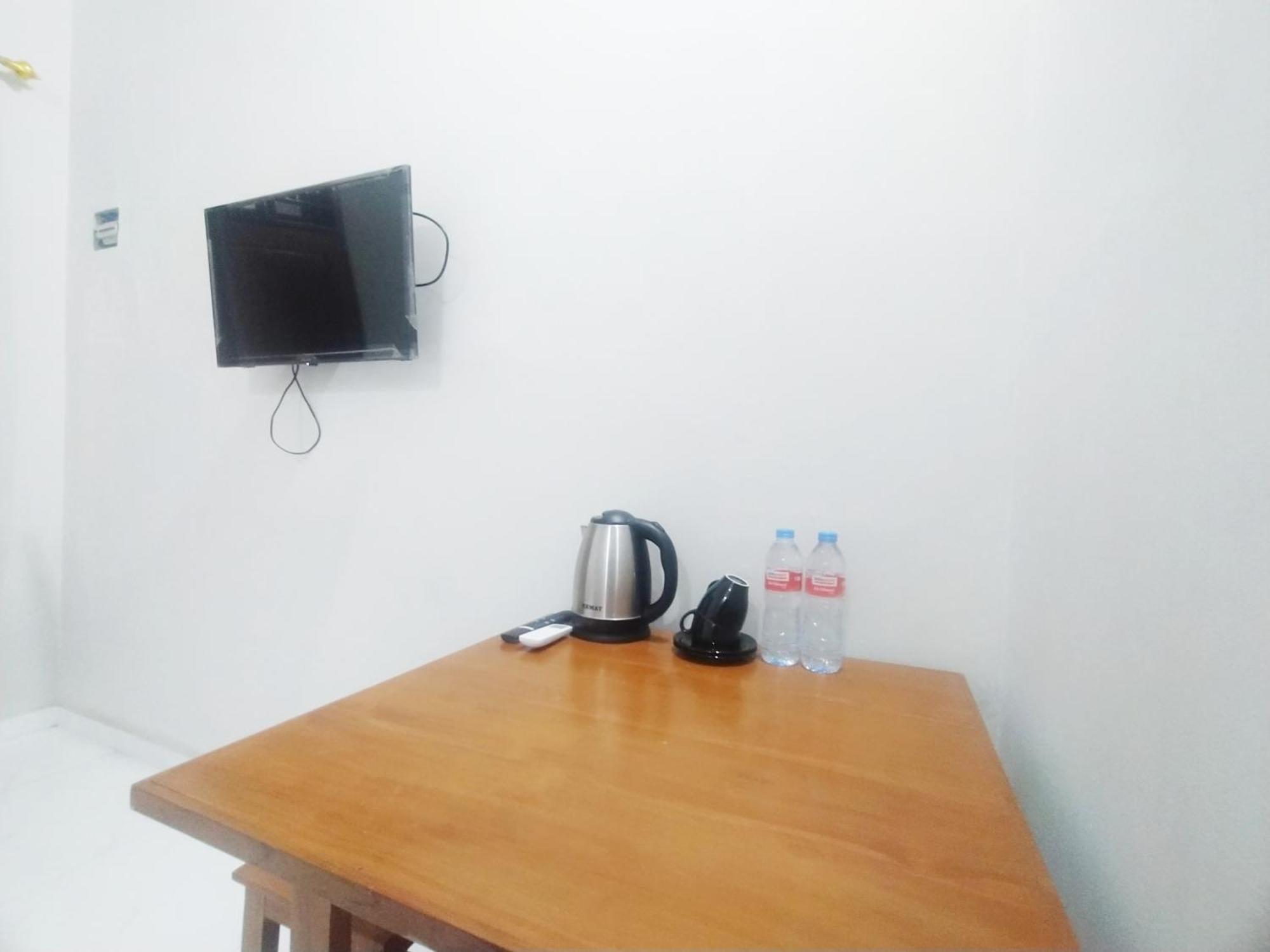 Reddoorz Syariah Near Stasiun Purwokerto Hotel Bagian luar foto