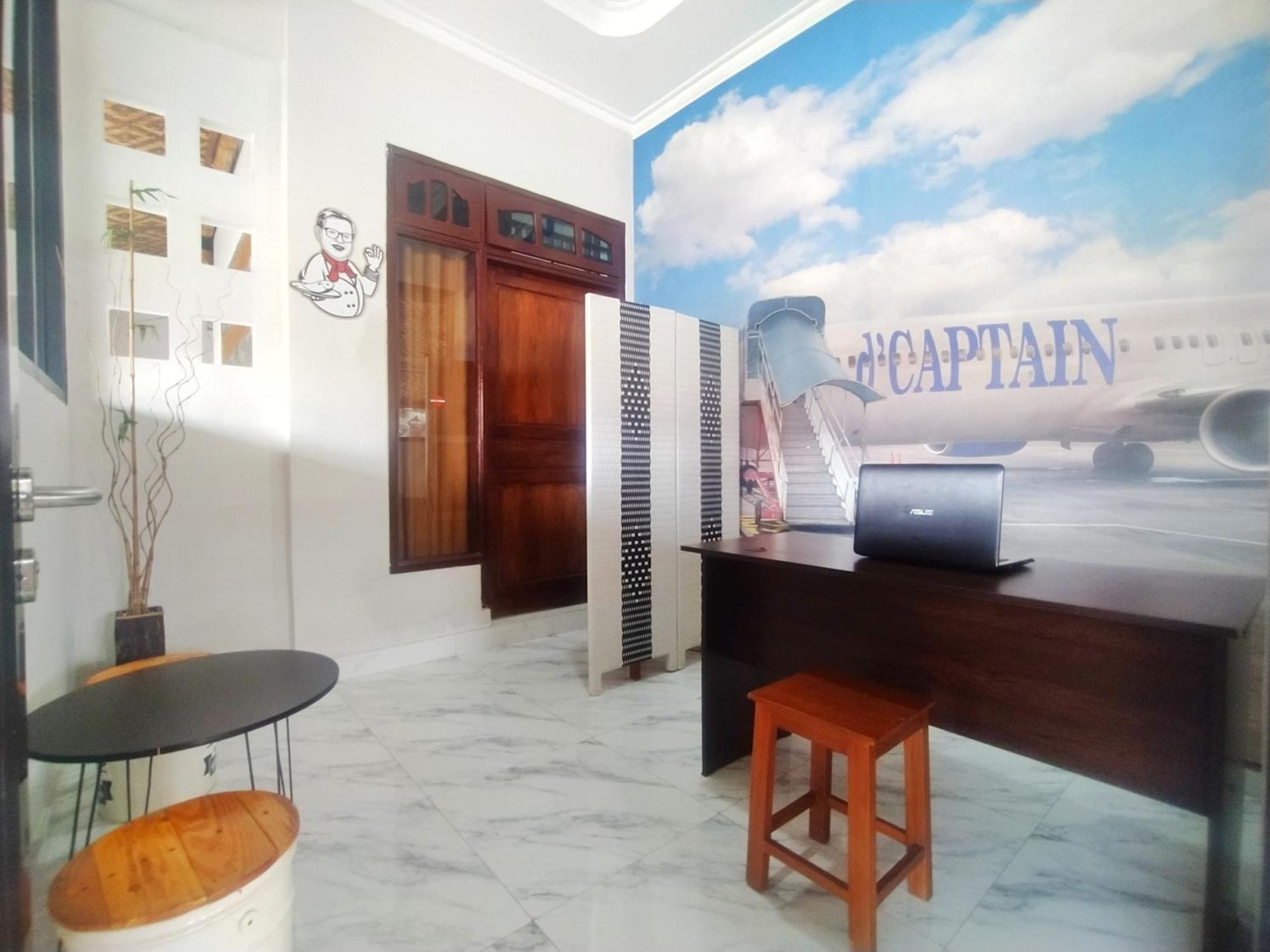 Reddoorz Syariah Near Stasiun Purwokerto Hotel Bagian luar foto