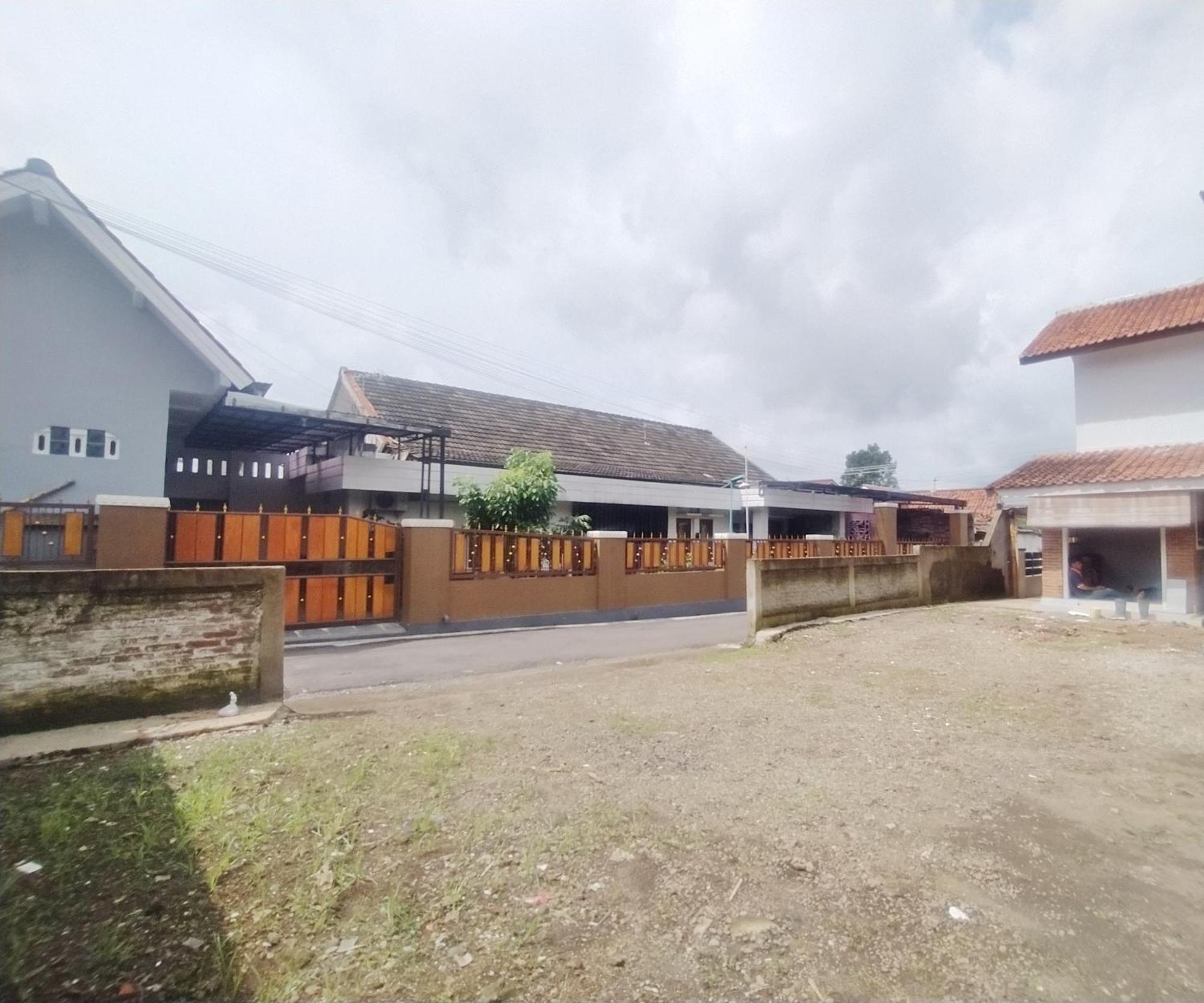 Reddoorz Syariah Near Stasiun Purwokerto Hotel Bagian luar foto